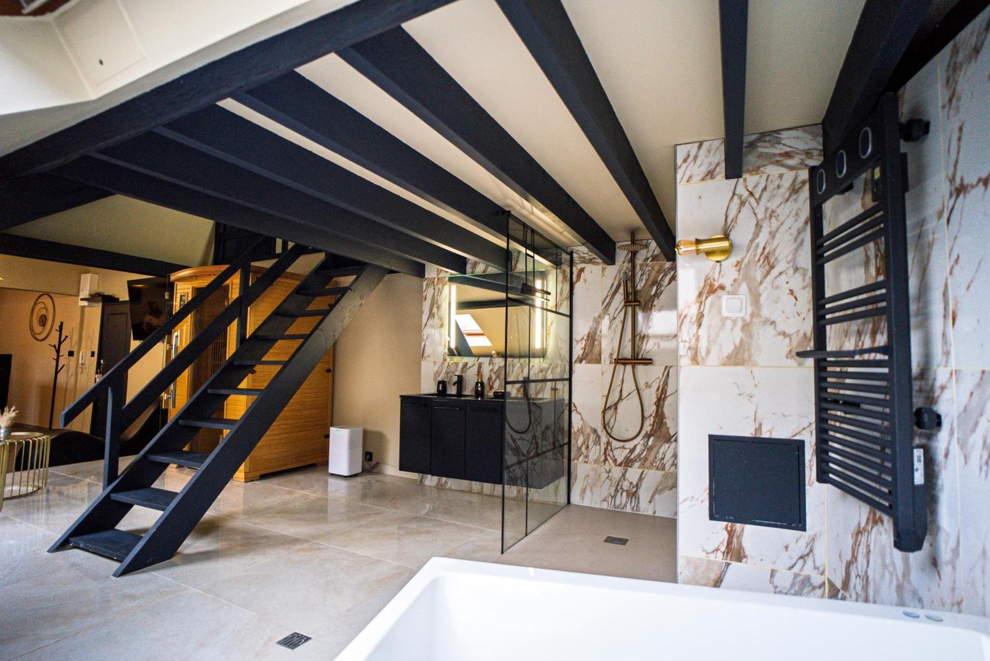 La Marble Room - Suite Balneo & Sauna Ανζέρ Εξωτερικό φωτογραφία